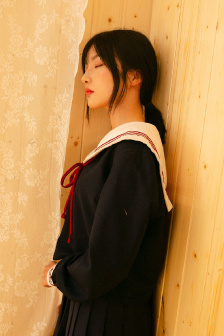 小岛みなみ